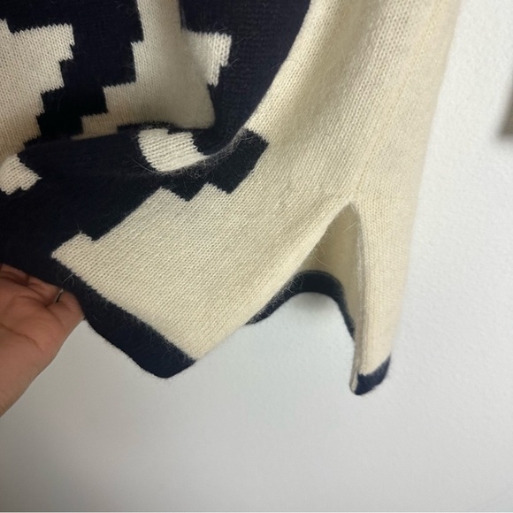 Vintage Sk&Company Lambswool Angora Blend Houndstooth Sweater Size M - Picture 2 of 4